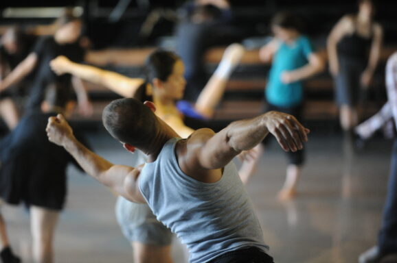 <b> GAGA/people class + session</b>