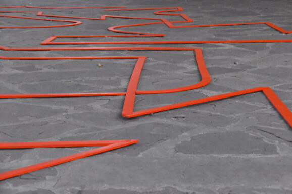 <b> LINE </b> | JESSICA BRUNELLI