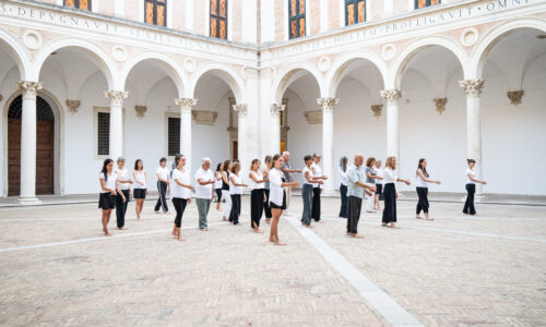 URBINO <br><br> <b>SILENZIO</b>